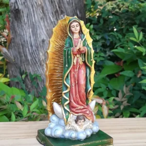 Virgen de Guadalupe en resina